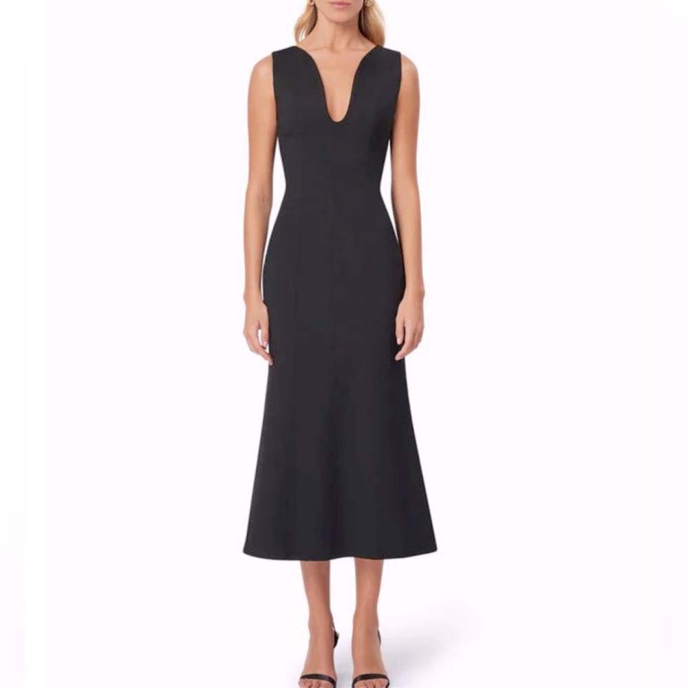 NWOT Elliatt Eden midi dress